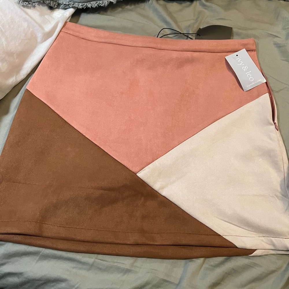 Ivy and Leo boutique